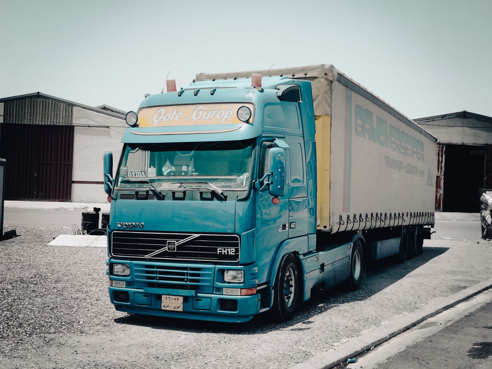 26 ft box truck from the BlueLine fleet